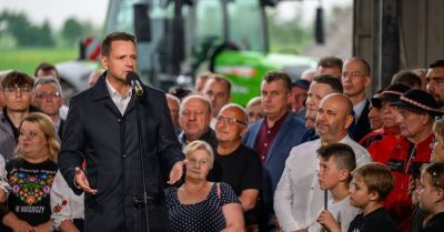 Trzaskowski spotkał się z rolnikami w  Niecieczy. Chcemy protekcji dla polskiego rynku rolnego - deklarował